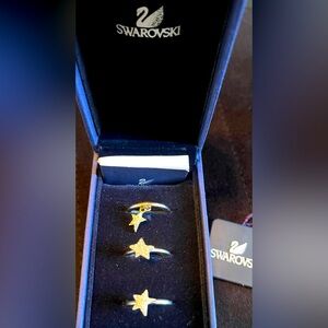 Sliver star 3 ring Swarovski set. SIZE 7.
